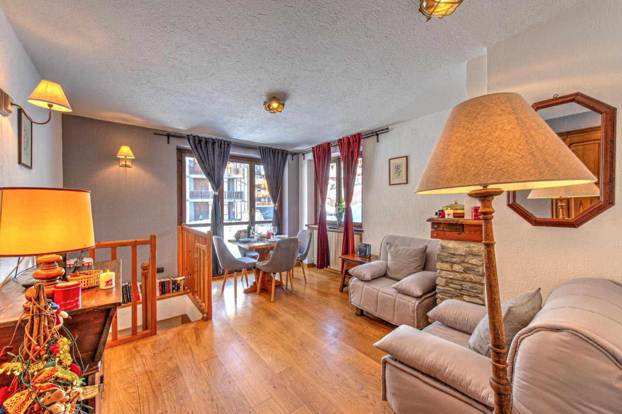 Casa Julie - Accogliente Rifugio Nella Quiete - Cour 0157 Apartment กูร์มาเยอร์ ภายนอก รูปภาพ