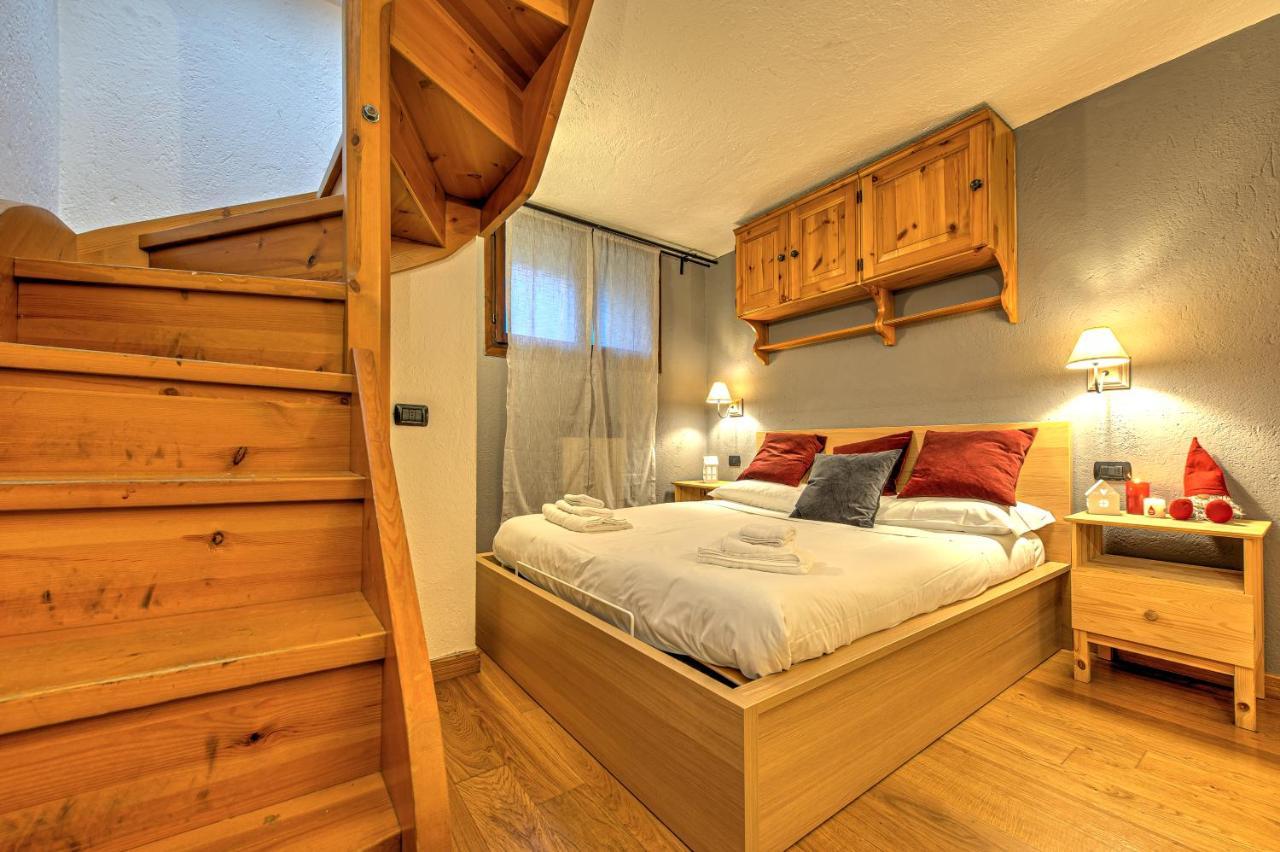 Casa Julie - Accogliente Rifugio Nella Quiete - Cour 0157 Apartment กูร์มาเยอร์ ภายนอก รูปภาพ